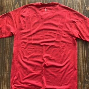 Lululemon Metal Vent Tech